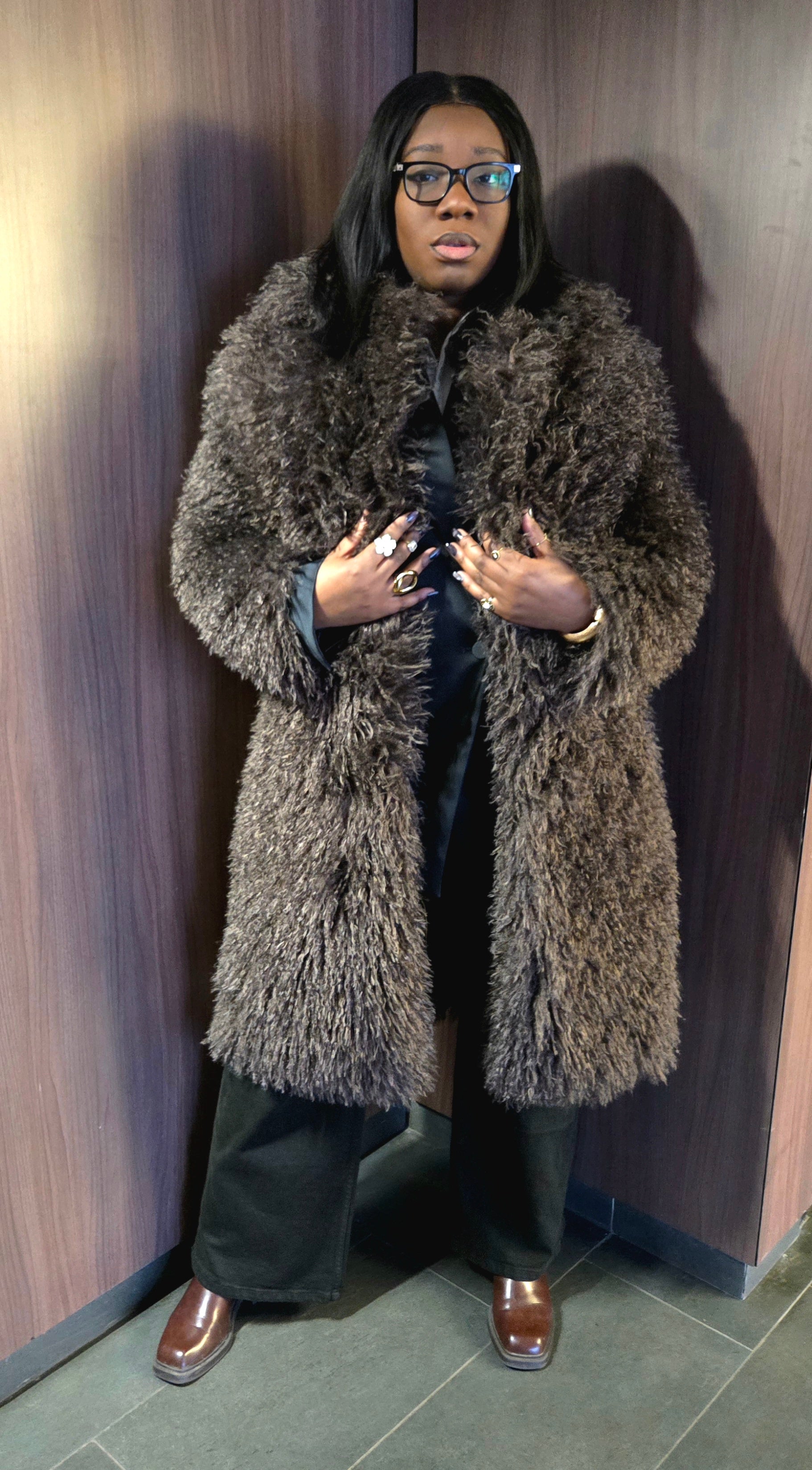 Manteau marron effet fourrure